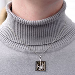 amber's neck